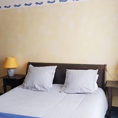 Hotel De La Presqu'Ile Крозон Екстер'єр фото